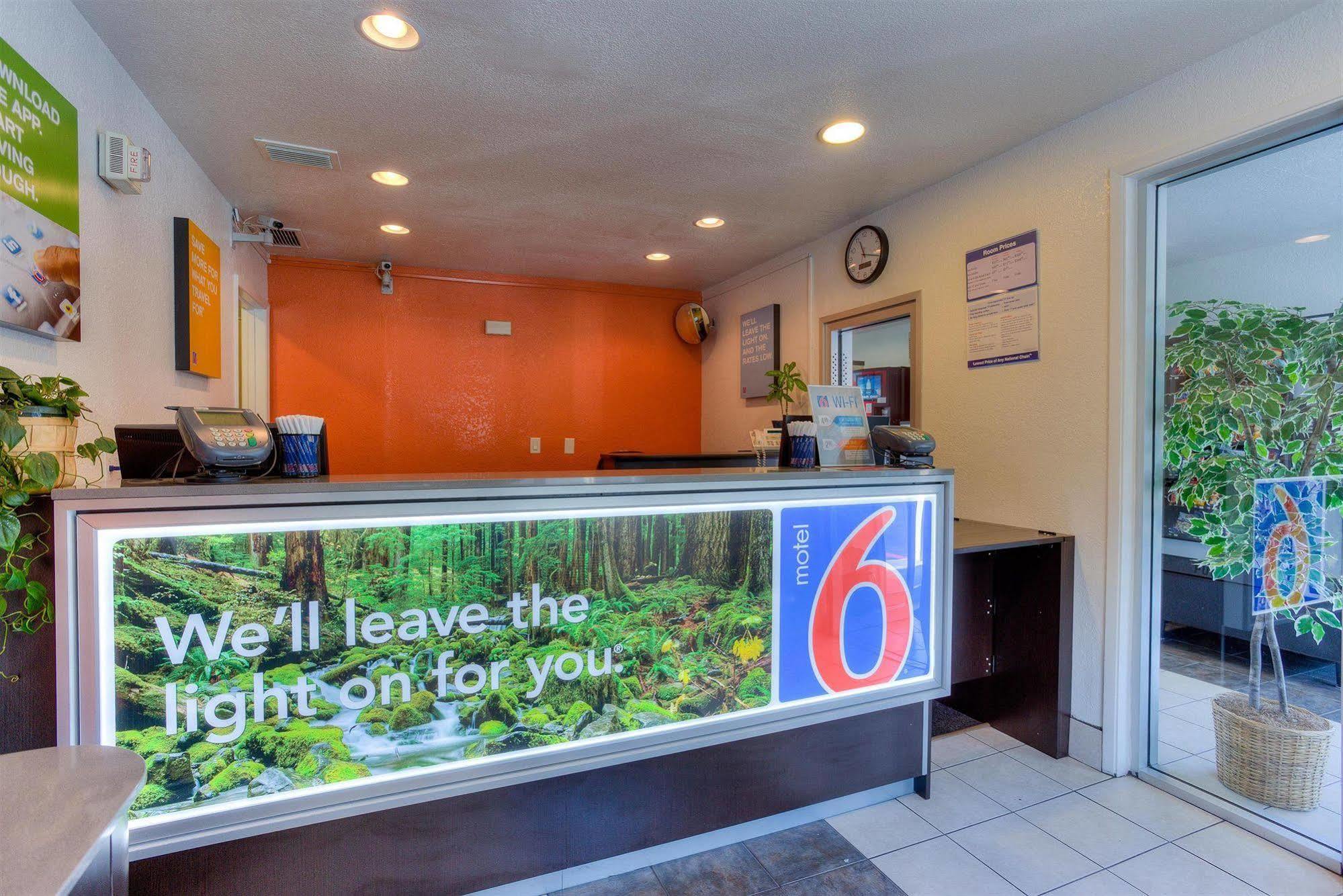 Motel 6-Tigard, Or - Portland South - Lake Oswego Exterior foto