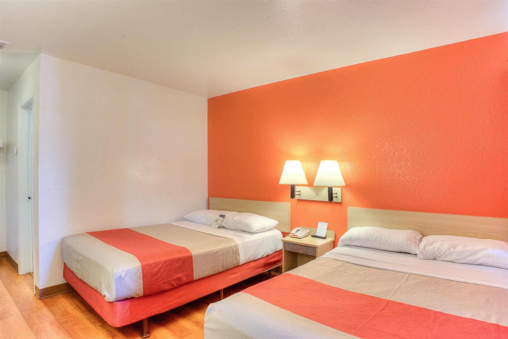 Motel 6-Tigard, Or - Portland South - Lake Oswego Exterior foto